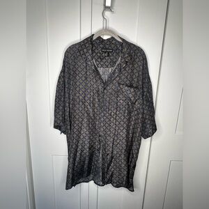 SOLD Oleg Cassini 100% Silk Pattern Short Sleeve Button Down Shirt Men’s Size XL